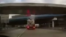 Когато върху колата ти падне цял мост