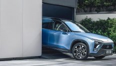 Как се сменя батерията на електромобил