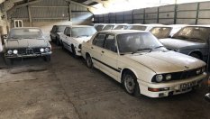 В стар хамбар откриха 9 забравени BMW E28