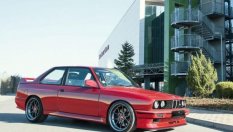 Българи направиха BMW M3 със салон в стила на VW Golf GTI