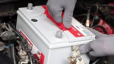 Как да съживите изтощен акумулатор със сода за хляб