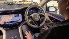 Mercedes разработва въздушни възглавници за автономни коли