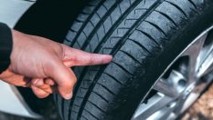 Защо много хора неправилно проверяват гумите си