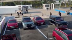 Успоредно паркиране - изкуствен интелект срещу жив шофьор