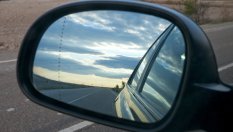 10 функции на огледалото за обратно виждане, за които може да не знаете