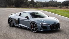 Блогър повози баба си с 299 км/ч на "Нюрбургринг"