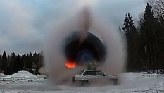 Вижте какво би се случило с кола при ядрен взрив 