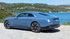 Тестваме най-луксозния електромобил в света