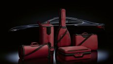 Може ли комплект чанти да струва повече от нова кола?