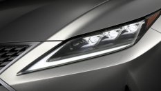Lexus направи иновационни светлини