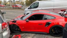 Porsche за 240 000 евро пострада на тест-драйв