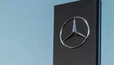 Mercedes-Benz уволни отговорника за софтуера