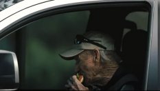 93-годишна холивудска легенда подкара мощен Toyota Tundra