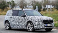 Mercedes ще покаже новия GLB през лятото