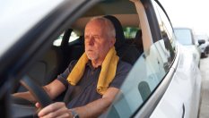 Колко енергия губят електромобилите в летните задръствания?