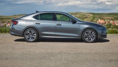 Toyota слезе от върха в България