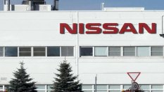 Nissan съкращава 20 000 души и закрива 7 завода