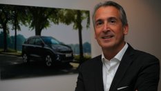 Шефът на Kia: Принудени сме да продаваме електромобили