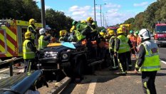 Футболист предизвика тежка катастрофа със своя Mercedes G63 AMG