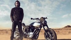 Уникалният гараж на Киану Рийвс (ВИДЕО)