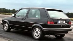 Най-бързият VW Golf вдигна 300 км/ч за 8 секунди (ВИДЕО)