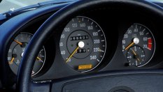 Този Mercedes e първата кола с шестцифрен километраж