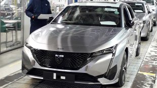 Адските жеги в Европа предизвикаха стачка в завод на Stellantis