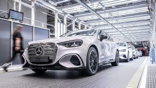 Mercedes съкращава работници и мести производство в чужбина