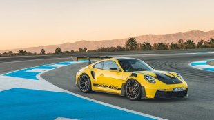 Porsche спира от движение стотици 911 и 718