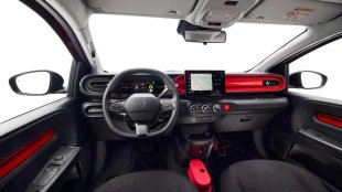 Renault ще запази физическите бутони, дори и да струват повече