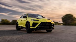 Lamborghini представи най-мощния SUV в историята си