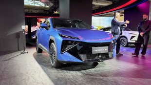 OMODA 4 дебютира в Европа като пълен хибрид