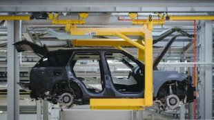 Jaguar Land Rover го закъса още повече