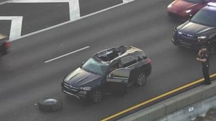 Mercedes-Benz остана без покрив заради откъснато колело