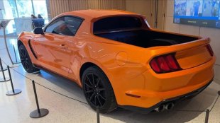 Ford направи пикап от Mustang и го скри от света