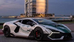 Полицията в Дубай получи най-мощния plug-in хибрид с V12