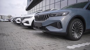 До 2 години китайците ще ударят Toyota и Volkswagen