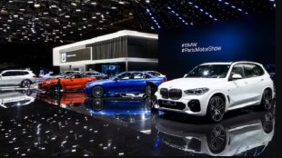 BMW променя курса си и отказва автосалона в Париж