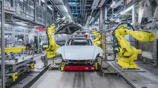 Световната автомобилна индустрия изпадна в дълбока криза