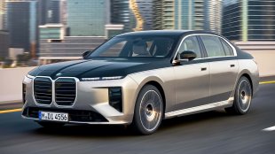 BMW 7-Series получи най-големият фейслифт в историята