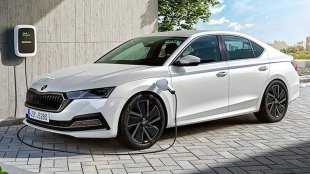 Хибридите се оказват три пъти по-опасни за шофьорите си