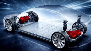 Замяна на батерията на Tesla струва два пъти повече от цялата кола