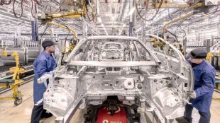 Синдикатите във Volkswagen се готвят за стачка