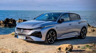 Новото Peugeot 308: Не само естестика