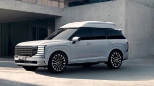 Флагманът на Hyundai получи висок покрив и скенер за дупки