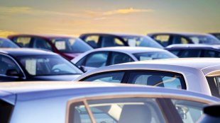 Кой продаде най-много автомобили в Европа през март