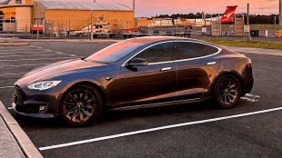 Собственик на Tesla на милион километра разкри ремонтите по колата