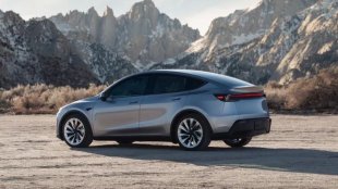 Европа отново заобича Tesla