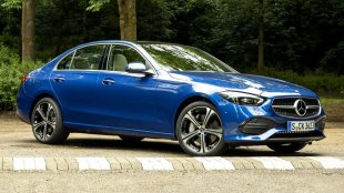 Продажбите на любимите на Европа премиум седани се сриват