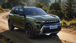 Dacia Duster отново стана Renault, за да превземе огромен пазар